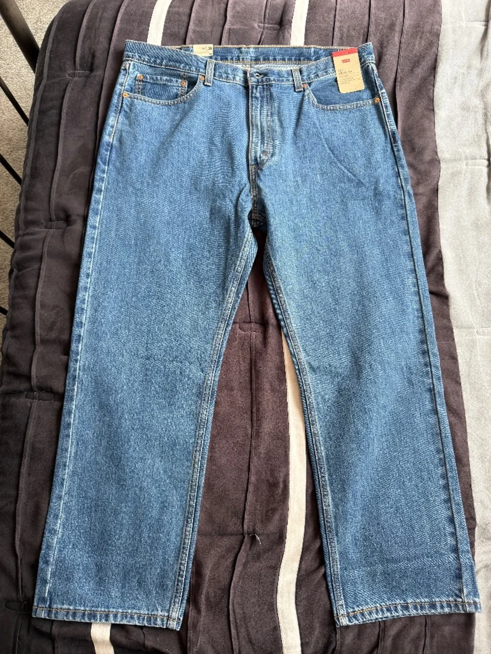 Levi's 505 Regular Medium Stone Wash Blue Jeans W40 x L29 NWT